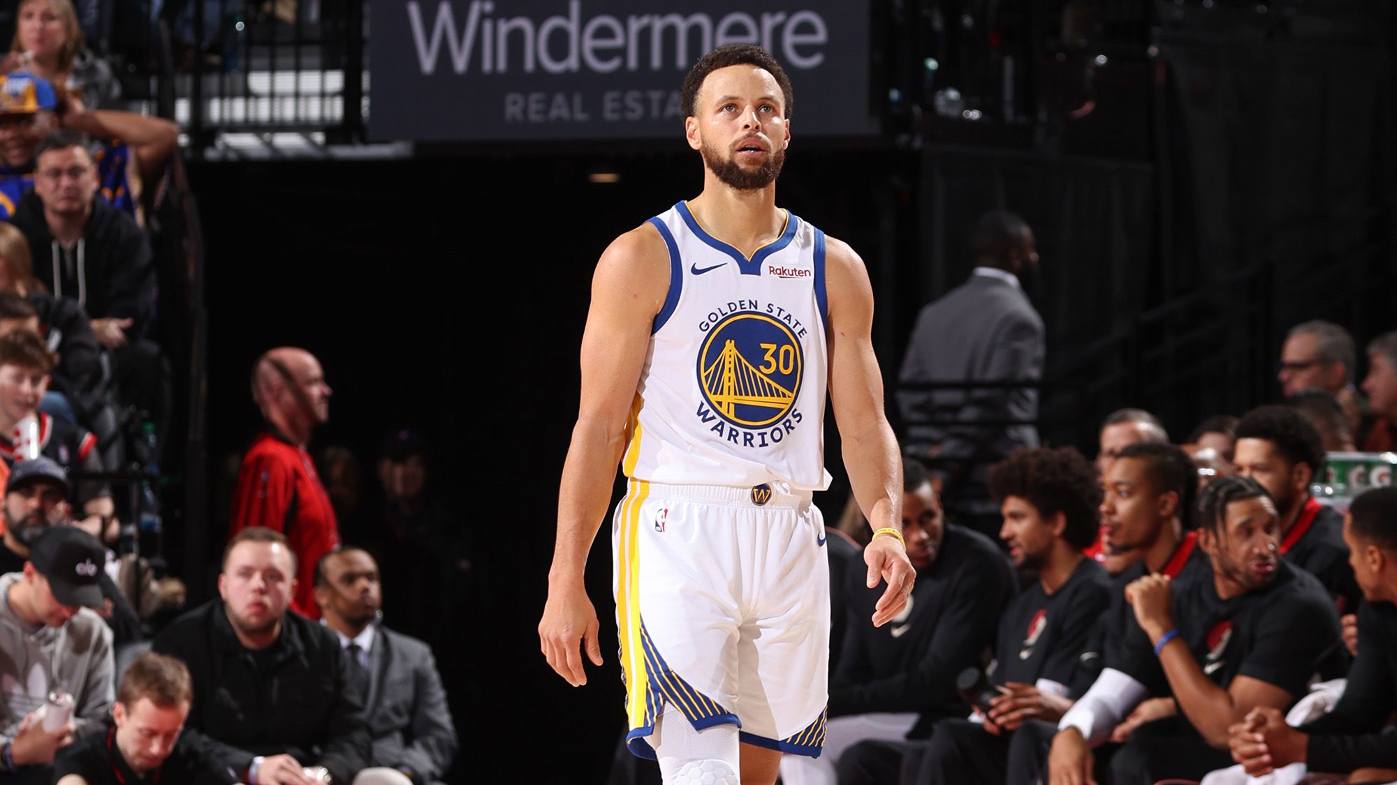 Steph Curry No-Swish Night: End of a Five-Year Three-Point Streak